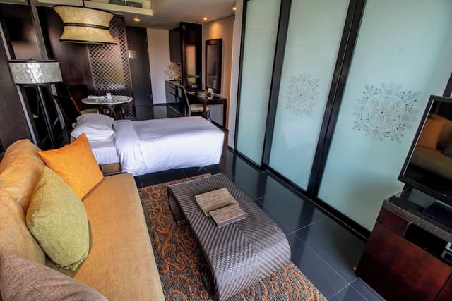 Deluxe Suite With Sofa Bed