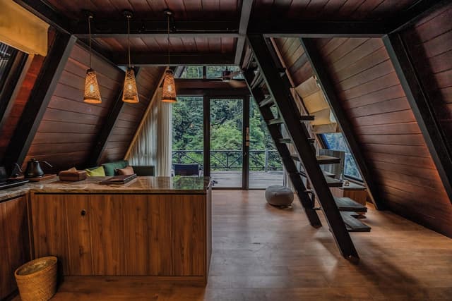 Superior room mezzanine with river view