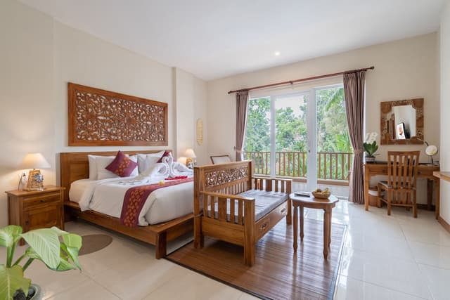 Junior Suite, Balcony, Pool View