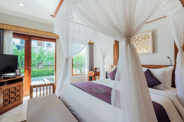Deluxe Garden Room