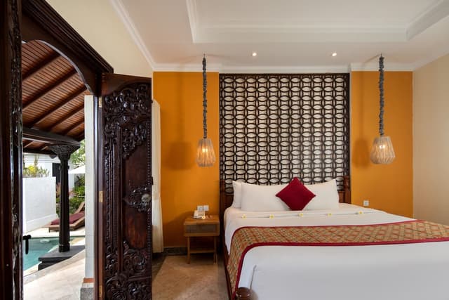 One Bedroom Pool Villa with One Way Airport