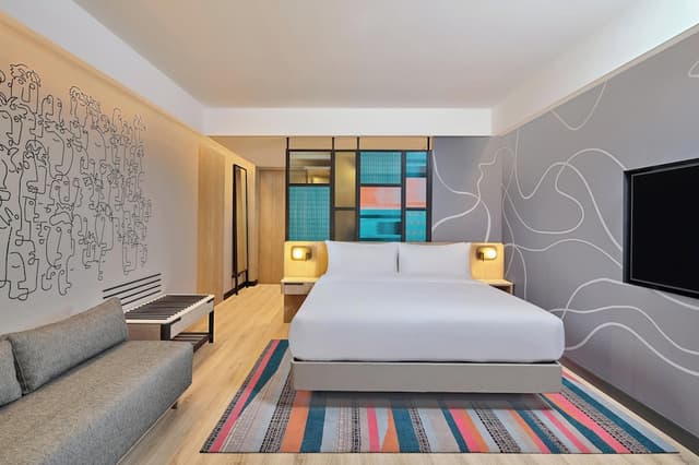 aloft king, Room, 1 King Bed, Balcony