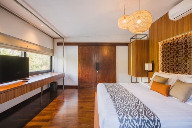 Romantic Villa, 1 King Bed, Valley View