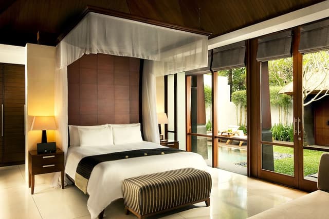 Deluxe Pool Villa