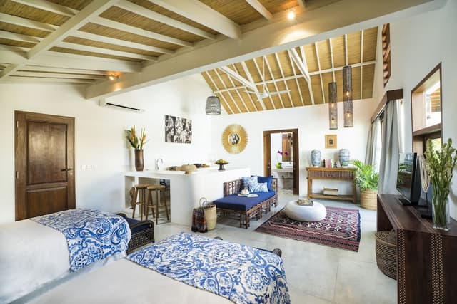 Deluxe Suite