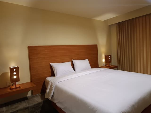 Deluxe Double Room, Pool View