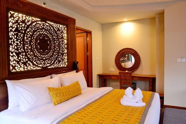The Royal Kenran Suite