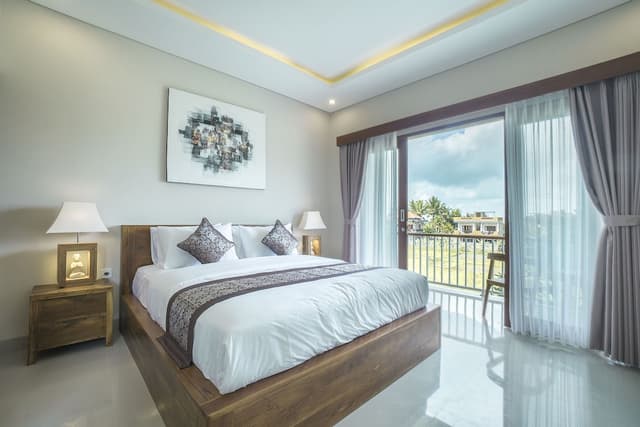 Deluxe Room, Balcony