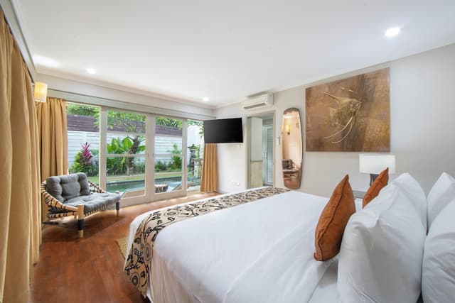 Villa, 2 Bedrooms, Balcony, Pool View