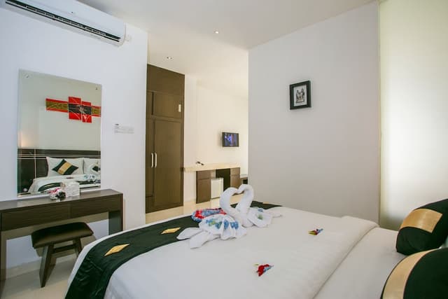 Deluxe Room (Living Room)