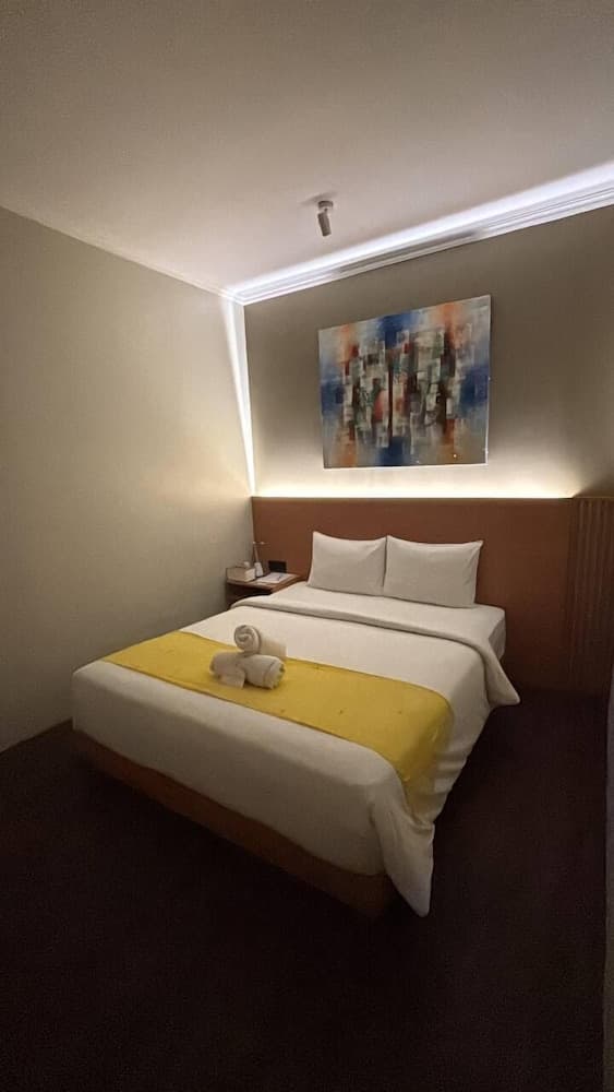 Standard Room with shared Bathroom