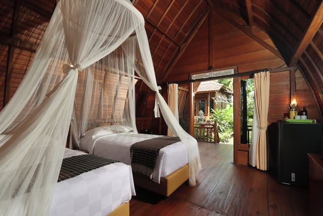 Deluxe Twin Room, Balcony, Garden View