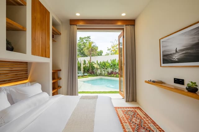 Deluxe Villa, Patio, Pool View