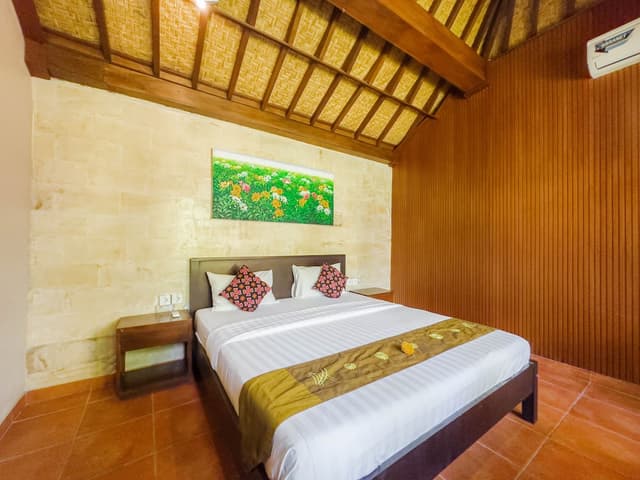 5 Bedrooms Private Pool Villa