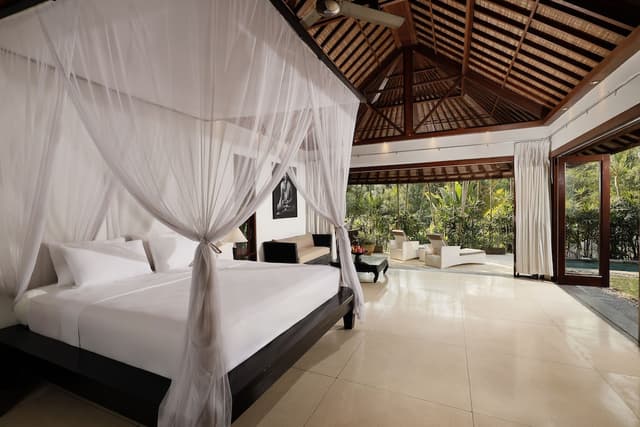 Omecure 1 Bedroom Pool Villa