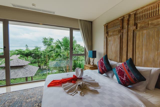 Apartment With Garden View
