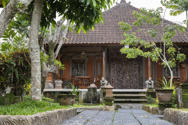 Saraswati Family