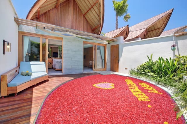 Grand Smart 1 Bedroom Villa with Private Pool & Hot Tub