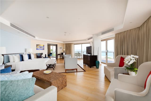 66 Penthouse, Ocean View