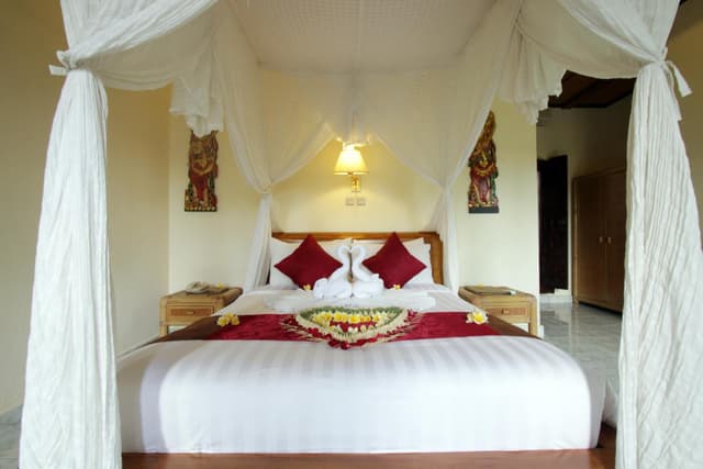 Special Offer - Honeymoon Package at Deluxe Double Room