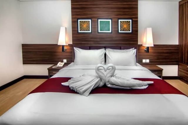 Suite, 1 King Bed