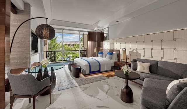 Luxury Room, 1 King Bed, Resort View
