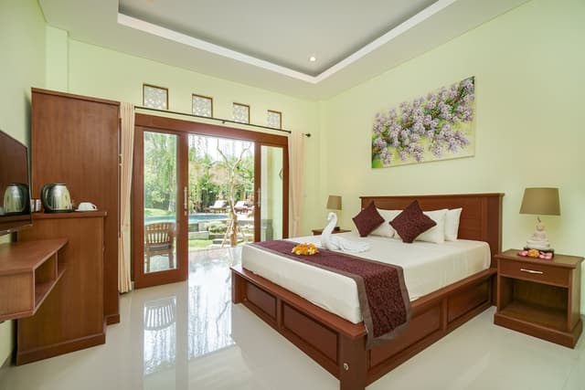 Deluxe Double Room, Pool View, Ground Floor