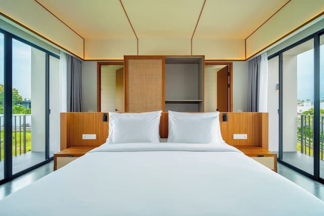 Junior Suite, Balcony, Garden View