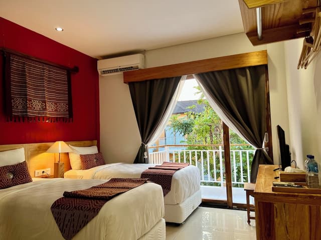 Deluxe Twin Room, Balcony, Pool View