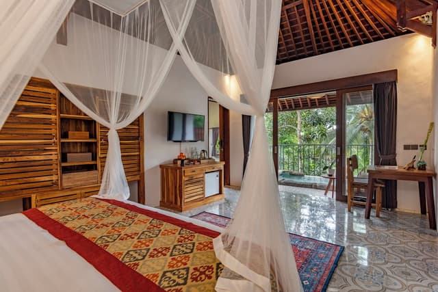 Treetop Suite Pool