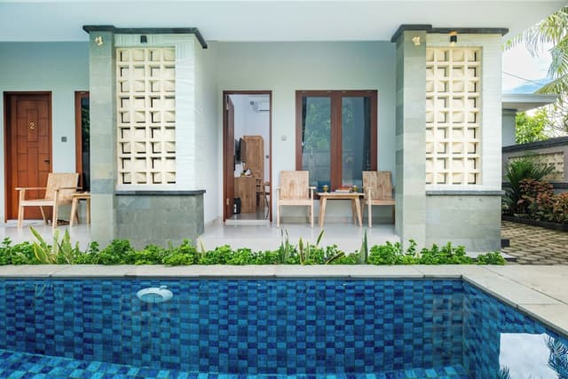 Studio Pool Access