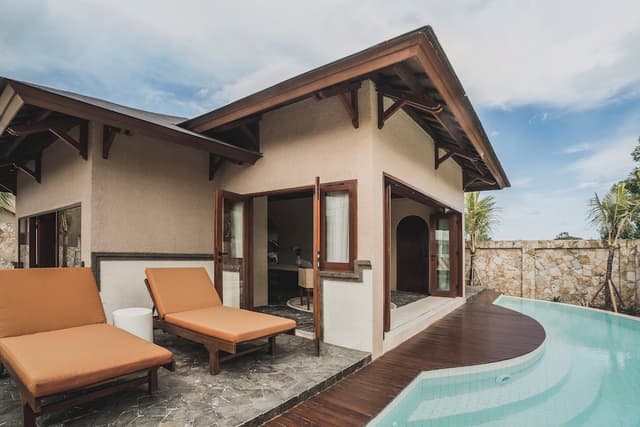 2 Bedroom Garden With Private Pool & Living Room - Adult Only