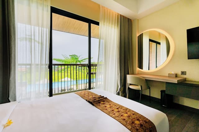 Deluxe Double or Twin Room, Balcony, Pool View