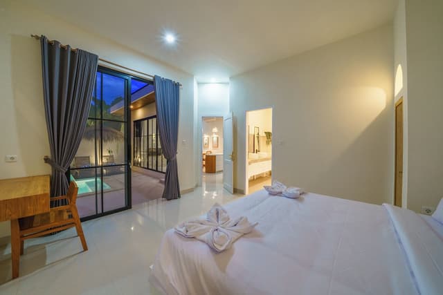 Deluxe Villa