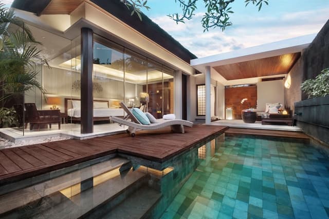Pool Club Villa Super King