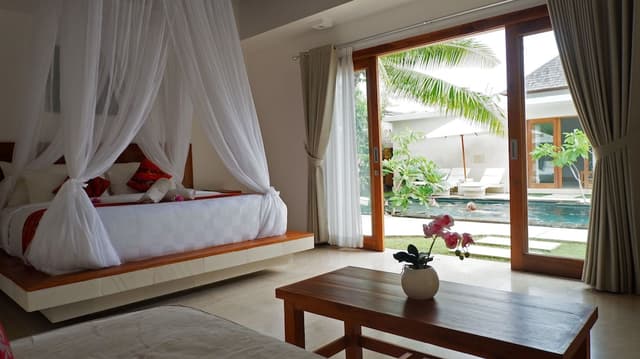Luxury Single Room, 1 King Bed, Private Pool