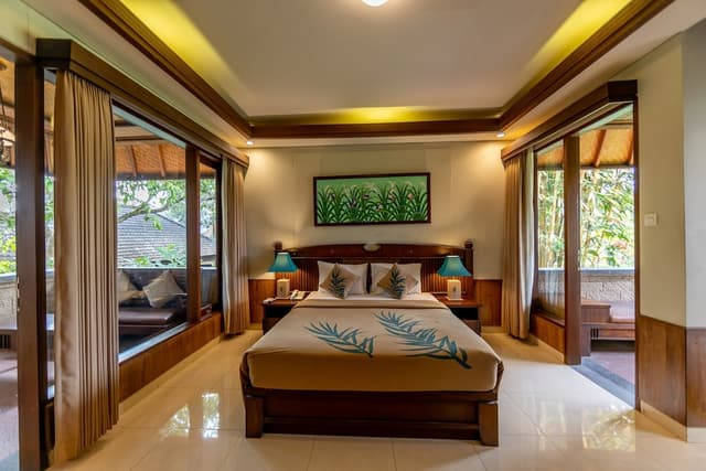 Deluxe Room, Pool View