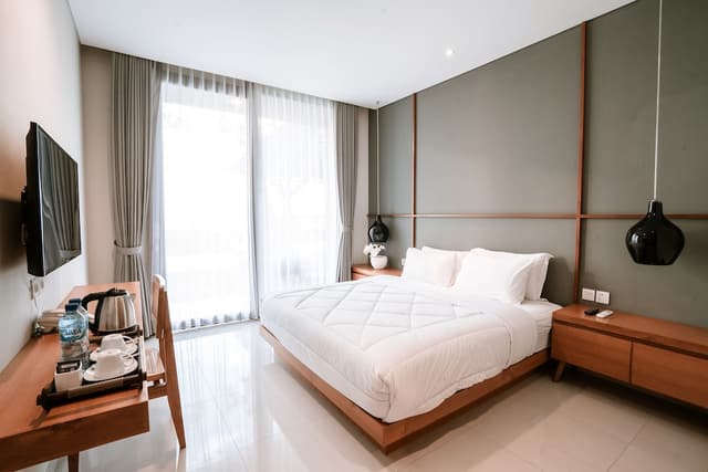 Deluxe Double Room, Pool View