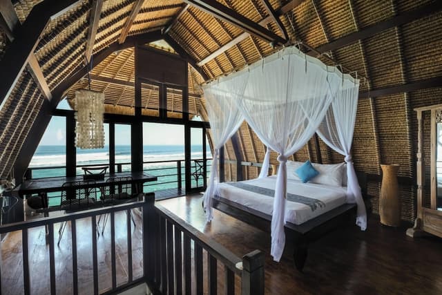 Honeymoon Villa, 1 King Bed, Beach View