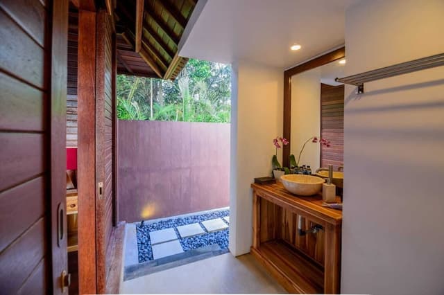Deluxe Bungalow