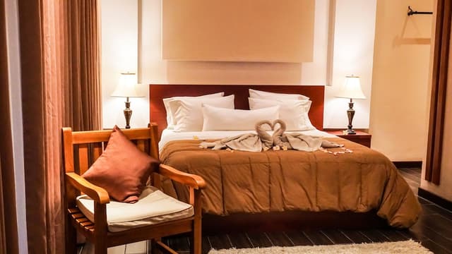 Deluxe Double Room, 1 King Bed, Poolside (Muaya House)