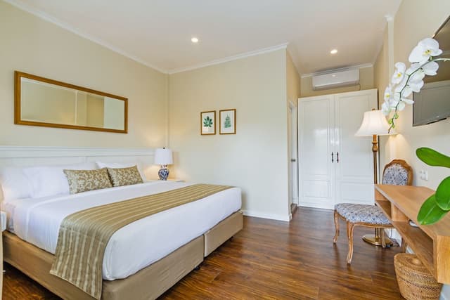 Deluxe Room, Balcony, Pool View