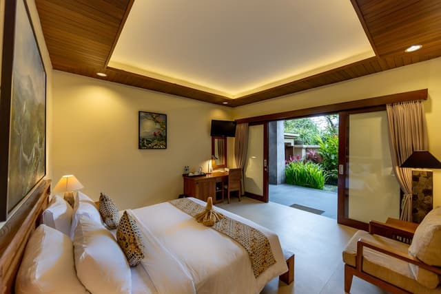 Suite, 1 Bedroom, Garden View