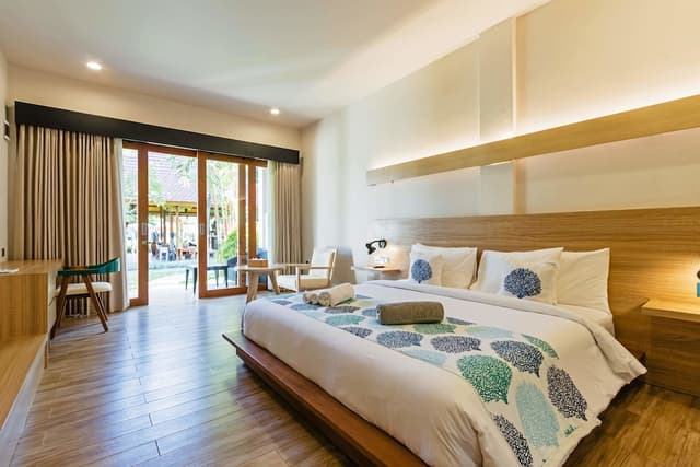 Deluxe Double Room, Garden View
