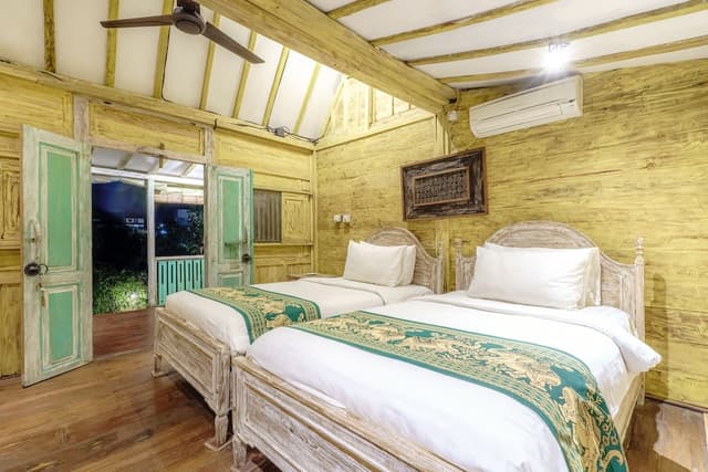 Superior Twin Room