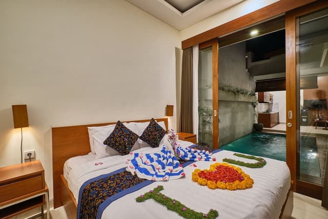 Deluxe Villa