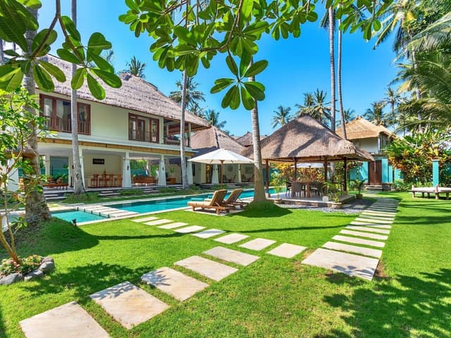 Villa, Smoking