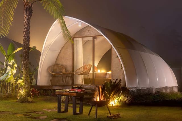 Deluxe Glamping Tent