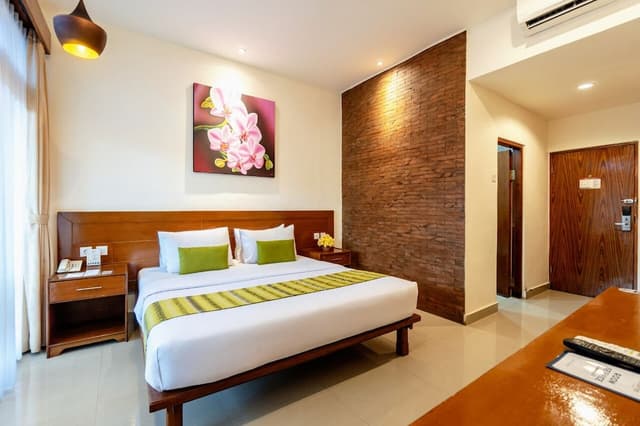 Deluxe Room, Pool View