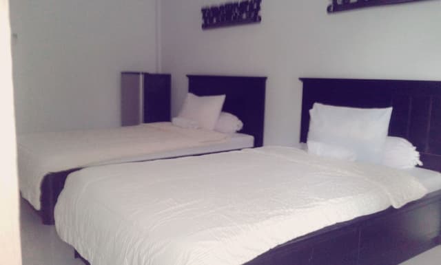 Deluxe Room (with AC)